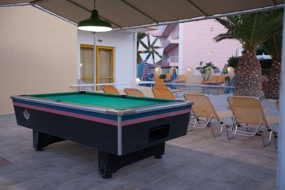 Cosmi Apts Gouves By Estia Exterior foto