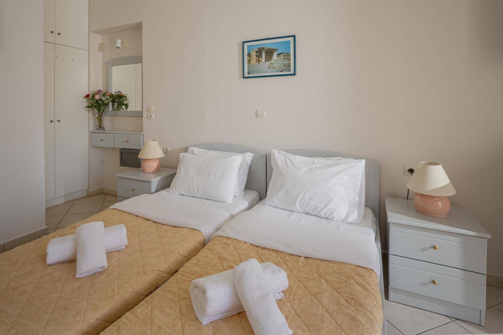 Cosmi Apts Gouves By Estia Zimmer foto